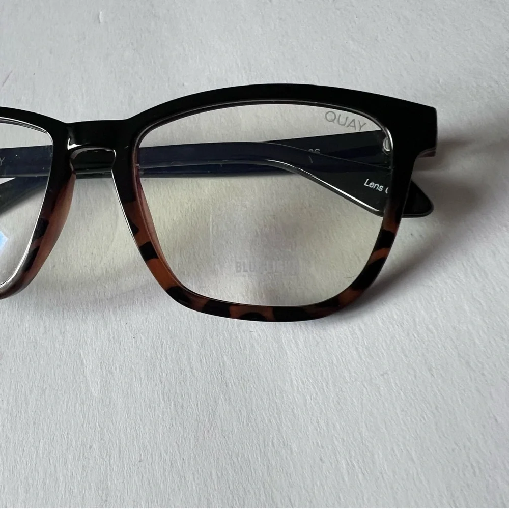 QUAY HARDWIRE 126 BLUELIGHT READING GLASSES NO MAGNIFICATION TORTOISE BLACK NWOT